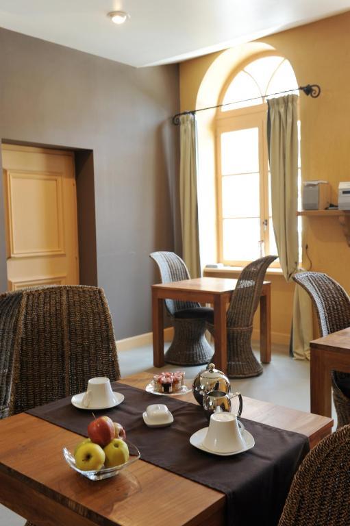 Logis De Nantas Bed and Breakfast Saint-Jean-Bonnefonds Buitenkant foto
